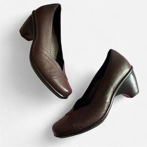 Dansko Reese Leather Comfort Heels in Maroon Brown Size 38 US 7.5-8